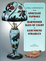 přebal knihy Spoutané paprsky